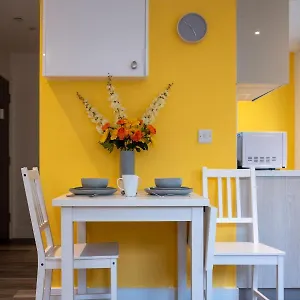  Apartment Pres Pier - United Kingdom