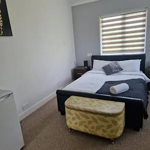  Apartment Spacious Luxurious Serviced United Kingdom